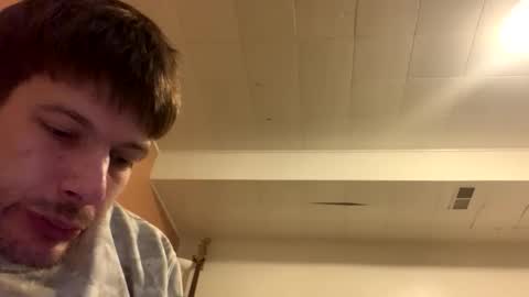 Snapshot of greyvan96 chatting on April 2026 01:44:01 AM Perfectlyaveragesavage online show from April 2026 01:44:01 AM