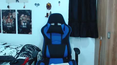 Snapshot of griego01 chatting on February 2025 11:00:02 PM griego01 online show from February 2025 11:00:02 PM