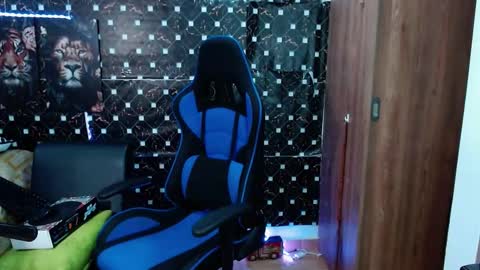 Snapshot of griego01 chatting on September 2025 05:46:01 AM griego01 online show from September 2025 05:46:01 AM