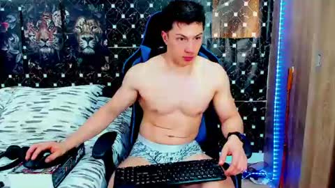 Snapshot of griego01 chatting on July 2026 08:00:02 PM griego01 online show from July 2026 08:00:02 PM