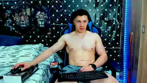 Snapshot of griego01 chatting on July 2026 01:00:01 AM griego01 online show from July 2026 01:00:01 AM
