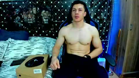 Snapshot of griego01 chatting on August 2026 04:22:01 AM griego01 online show from August 2026 04:22:01 AM