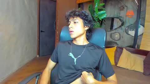 griffindaxz18 online show from December 2025 10:41:02 PM