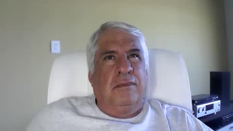 grisa01 online show from January 2026 12:21:02 PM