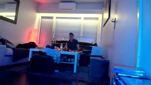 grives13 online show from February 2026 04:31:01 AM