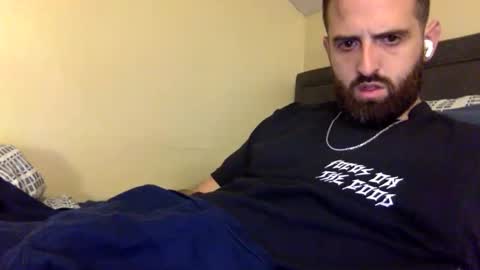 grobs123 online show from October 2025 10:43:02 PM