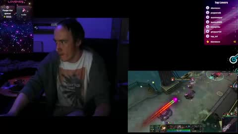 I can be everything you want online show from December 2024 08:17:02 PM