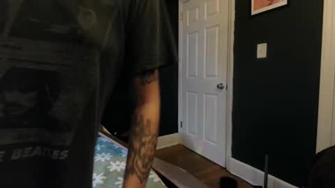 Snapshot of grumpytwo chatting on October 2025 06:09:01 PM grumpytwo online show from October 2025 06:09:01 PM