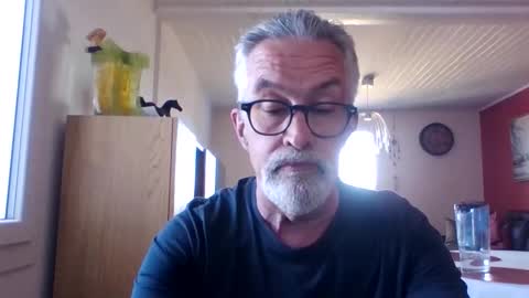 Snapshot of grybear60 chatting on April 2026 02:39:02 PM Grybear online show from April 2026 02:39:02 PM