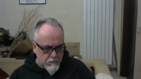 Snapshot of grz65 chatting on January 2025 10:53:02 AM GRIZZLY65 online show from January 2025 10:53:02 AM