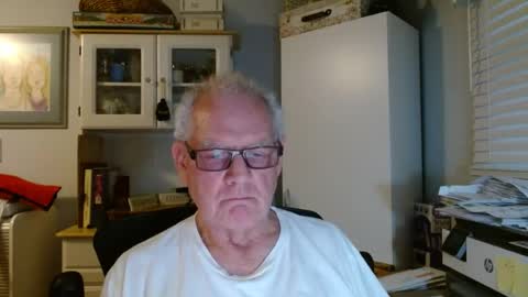 Horny Daddy online show from August 2026 01:10:02 PM