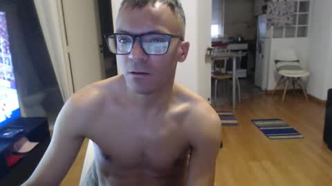 guachin_new online show from March 2026 04:13:02 PM