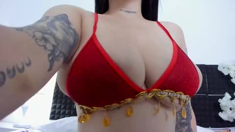 Snapshot of guadalupe21_ chatting on October 2025 07:55:01 PM Guadalupe online show from October 2025 07:55:01 PM