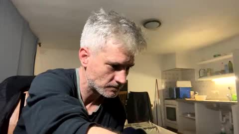 guardiannif_ online show from March 2025 12:42:02 AM