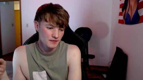 Snapshot of gucciboi4 chatting on January 2025 03:49:02 AM gucciboi4 online show from January 2025 03:49:02 AM