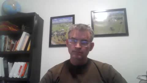 Snapshot of gud_times chatting on January 2025 08:59:02 PM gud_times online show from January 2025 08:59:02 PM