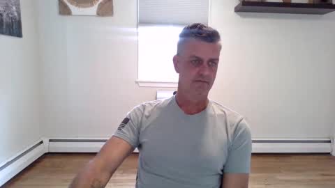 Snapshot of gudguy2025 chatting on November 2025 03:02:01 PM gudguy2025 online show from November 2025 03:02:01 PM