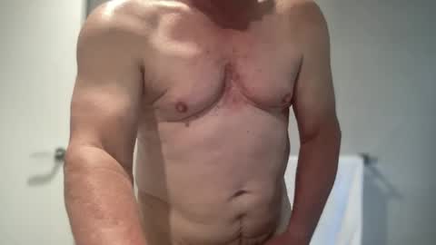 Snapshot of guesswhatigot2 chatting on January 2025 10:34:02 PM guesswhatigot2 online show from January 2025 10:34:02 PM