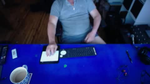 Snapshot of guesswhatigot2 chatting on November 2025 03:10:02 AM guesswhatigot2 online show from November 2025 03:10:02 AM