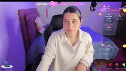 Hello Im Julieta Im 25 years old welcome to my room have fun and be happy. online show from September 2025 02:37:02 AM