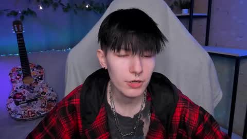 Snapshot of guitarandangel chatting on March 2025 11:11:01 AM Angel online show from March 2025 11:11:01 AM