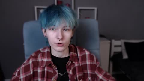 Snapshot of guitarandangell chatting on October 2025 03:10:01 AM guitarandangell online show from October 2025 03:10:01 AM