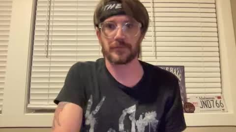 Snapshot of guitarchef08 chatting on April 2026 08:06:01 AM guitarchef08 online show from April 2026 08:06:01 AM