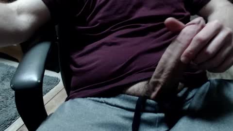 Snapshot of guitarguru420 chatting on March 2025 11:16:02 PM newbies online show from March 2025 11:16:02 PM