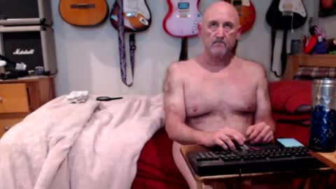 Snapshot of guitarsexgod chatting on February 2025 11:29:02 AM Mario online show from February 2025 11:29:02 AM