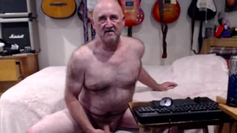 Snapshot of guitarsexgod chatting on February 2025 05:37:01 PM Mario online show from February 2025 05:37:01 PM