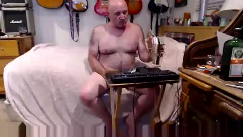 Snapshot of guitarsexgod chatting on February 2025 11:10:02 AM Mario online show from February 2025 11:10:02 AM