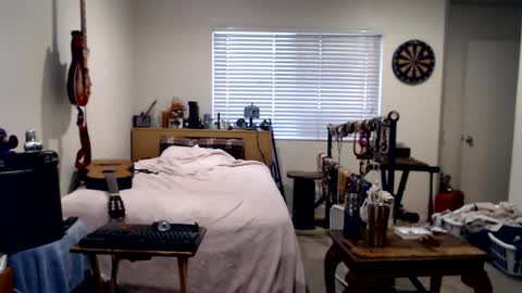 Snapshot of guitarsexgod chatting on September 2025 11:37:01 PM Mario online show from September 2025 11:37:01 PM