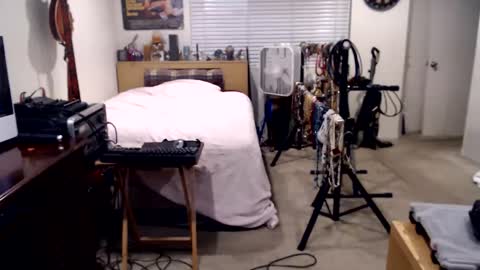 Snapshot of guitarsexgod chatting on September 2025 06:28:02 AM Mario online show from September 2025 06:28:02 AM