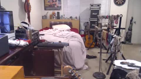 Snapshot of guitarsexgod chatting on November 2025 10:03:01 AM Mario online show from November 2025 10:03:01 AM