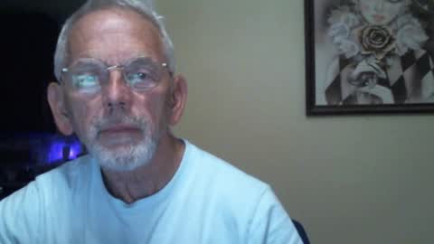 Snapshot of gulfcoast1952 chatting on December 2024 10:25:02 PM Roy online show from December 2024 10:25:02 PM