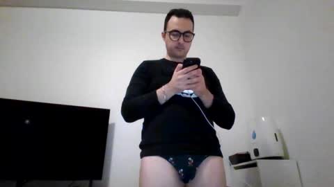 gullit93 online show from March 2026 08:48:01 PM