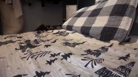 Snapshot of gumbywanna chatting on December 2024 12:09:02 AM gumbywanna online show from December 2024 12:09:02 AM