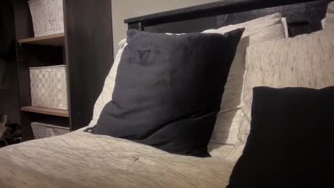 Snapshot of gumbywanna chatting on March 2025 08:14:02 PM gumbywanna online show from March 2025 08:14:02 PM