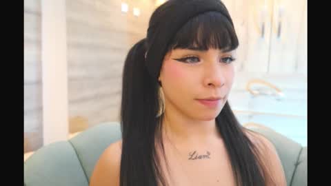 Snapshot of gummyluv chatting on November 2025 09:57:02 PM gummyluv online show from November 2025 09:57:02 PM