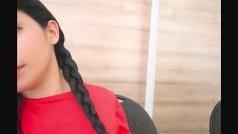 Snapshot of gummyluv chatting on November 2025 08:08:02 PM gummyluv online show from November 2025 08:08:02 PM