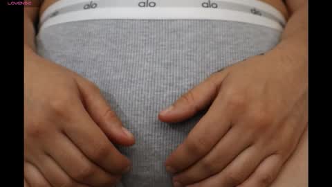 Snapshot of gummyluv chatting on December 2025 07:53:02 PM gummyluv online show from December 2025 07:53:02 PM