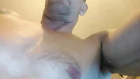 Snapshot of gunnarssonbenni33 chatting on June 2026 01:28:02 AM gunnarssonbenni33 online show from June 2026 01:28:02 AM