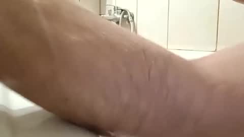 Snapshot of gunwo80 chatting on March 2025 10:41:02 AM gunwo80 online show from March 2025 10:41:02 AM