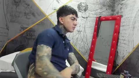 Snapshot of gury_tattoo chatting on April 2026 07:38:02 PM Gury online show from April 2026 07:38:02 PM