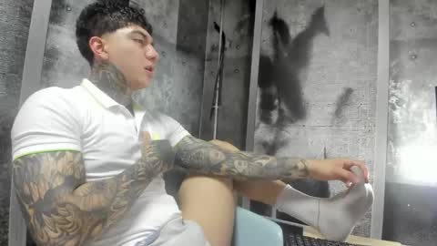 Snapshot of gury_tattoo chatting on May 2026 07:41:02 PM Gury online show from May 2026 07:41:02 PM