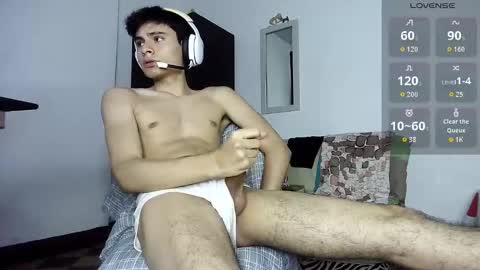 Snapshot of guts1_ chatting on October 2025 05:09:02 AM  Guts  online show from October 2025 05:09:02 AM