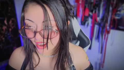 Snapshot of guxplo chatting on March 2026 03:16:01 PM Antonella online show from March 2026 03:16:01 PM