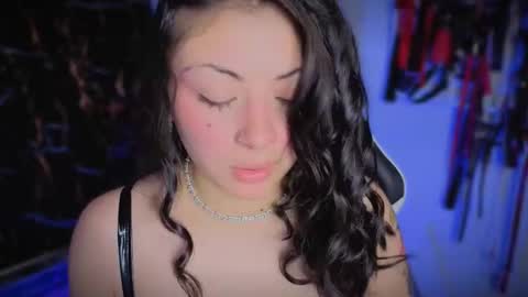 Snapshot of guxplo chatting on March 2026 03:48:01 PM Antonella online show from March 2026 03:48:01 PM