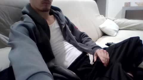 Snapshot of guy2015big chatting on November 2025 03:34:01 PM Flo online show from November 2025 03:34:01 PM