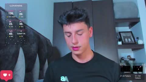 Snapshot of guy_twinks chatting on March 2025 10:39:02 PM Gabriel online show from March 2025 10:39:02 PM